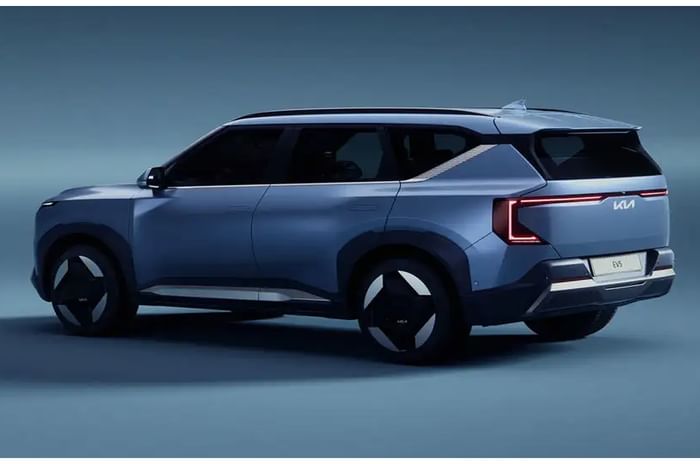 Kia EV5 rear profile